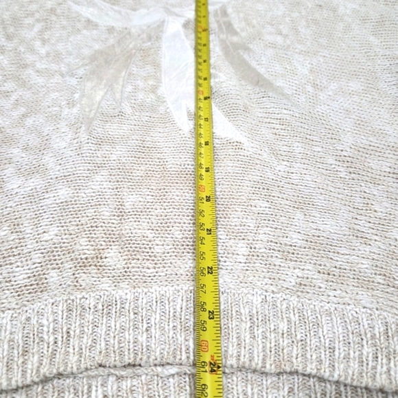 Elegant Cream Women's Top Vintage Size S. - Picture 9 of 12